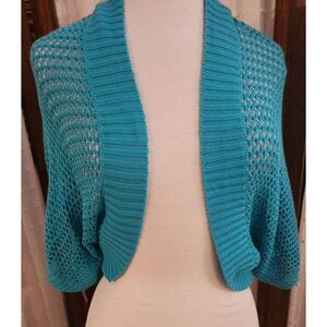 C5 Faded Glory knitted or crocheted Turquoise shrug